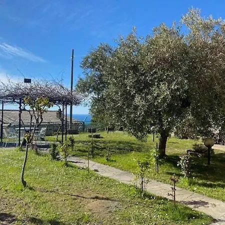 Casa Nel Sulle Colline Di Lavagna Βίλα